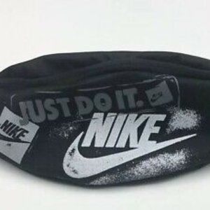Nike Shoulder Waist Hip Sling Bag CJ9055-010